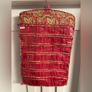 Hanging jewelers organizer. Pink design